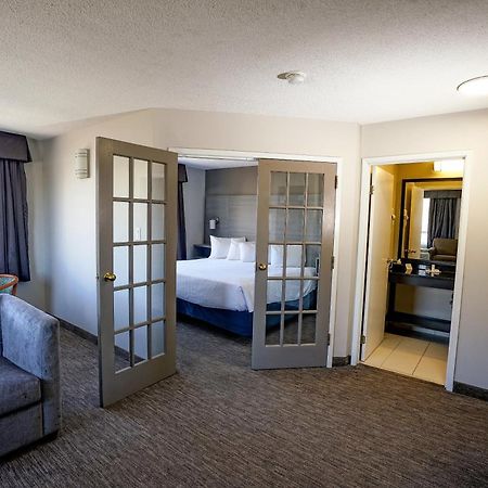 Travelodge Hotel By Wyndham סודברי מראה חיצוני תמונה