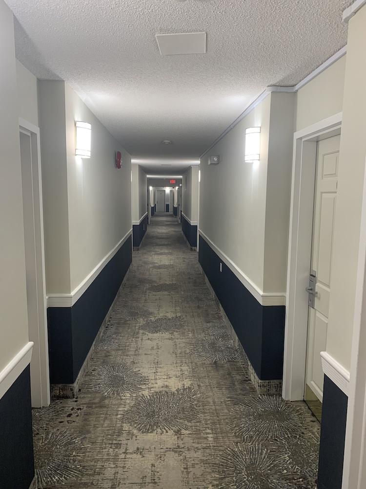 Travelodge Hotel By Wyndham סודברי מראה חיצוני תמונה