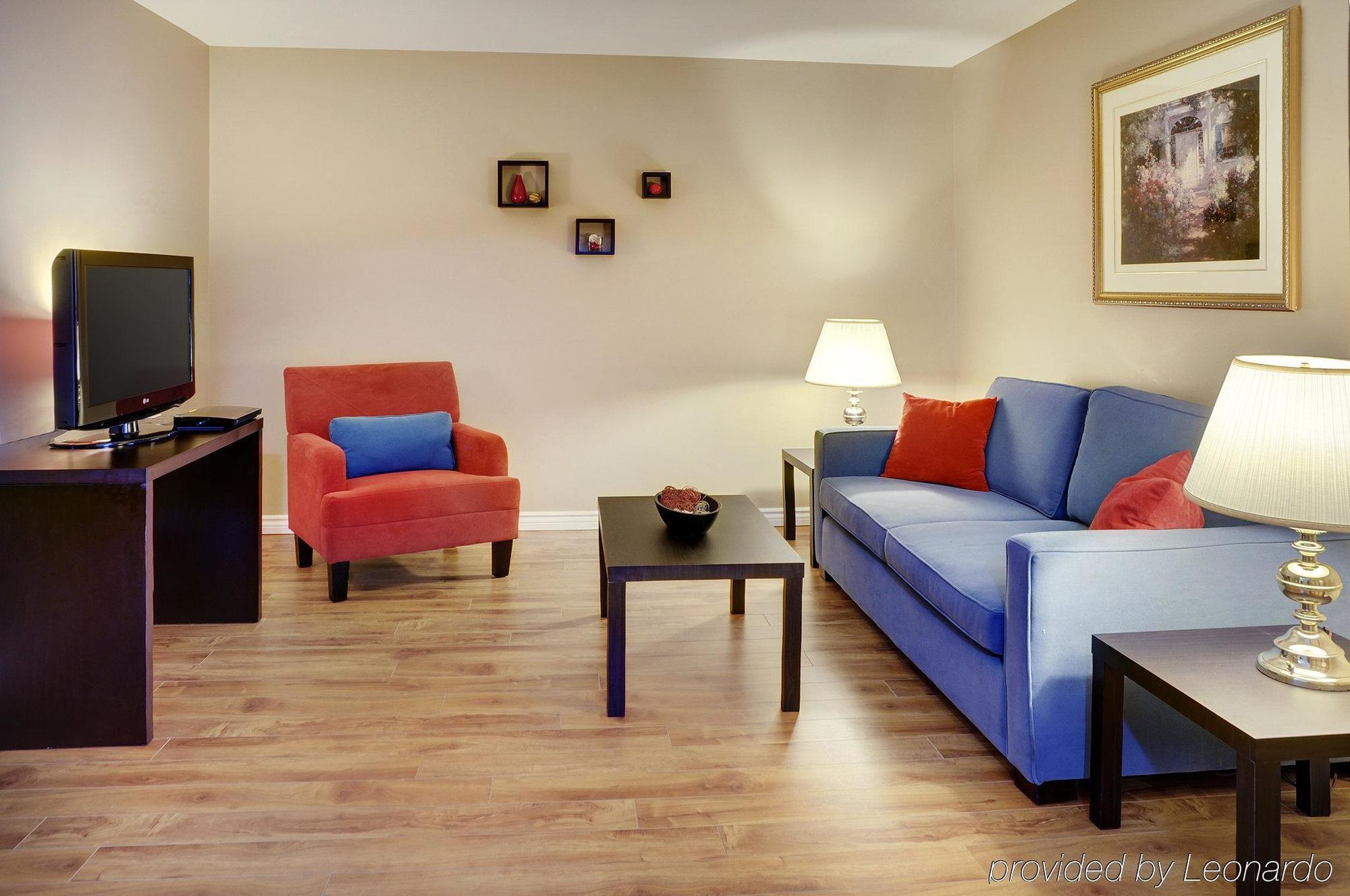 Travelodge Hotel By Wyndham סודברי מראה חיצוני תמונה