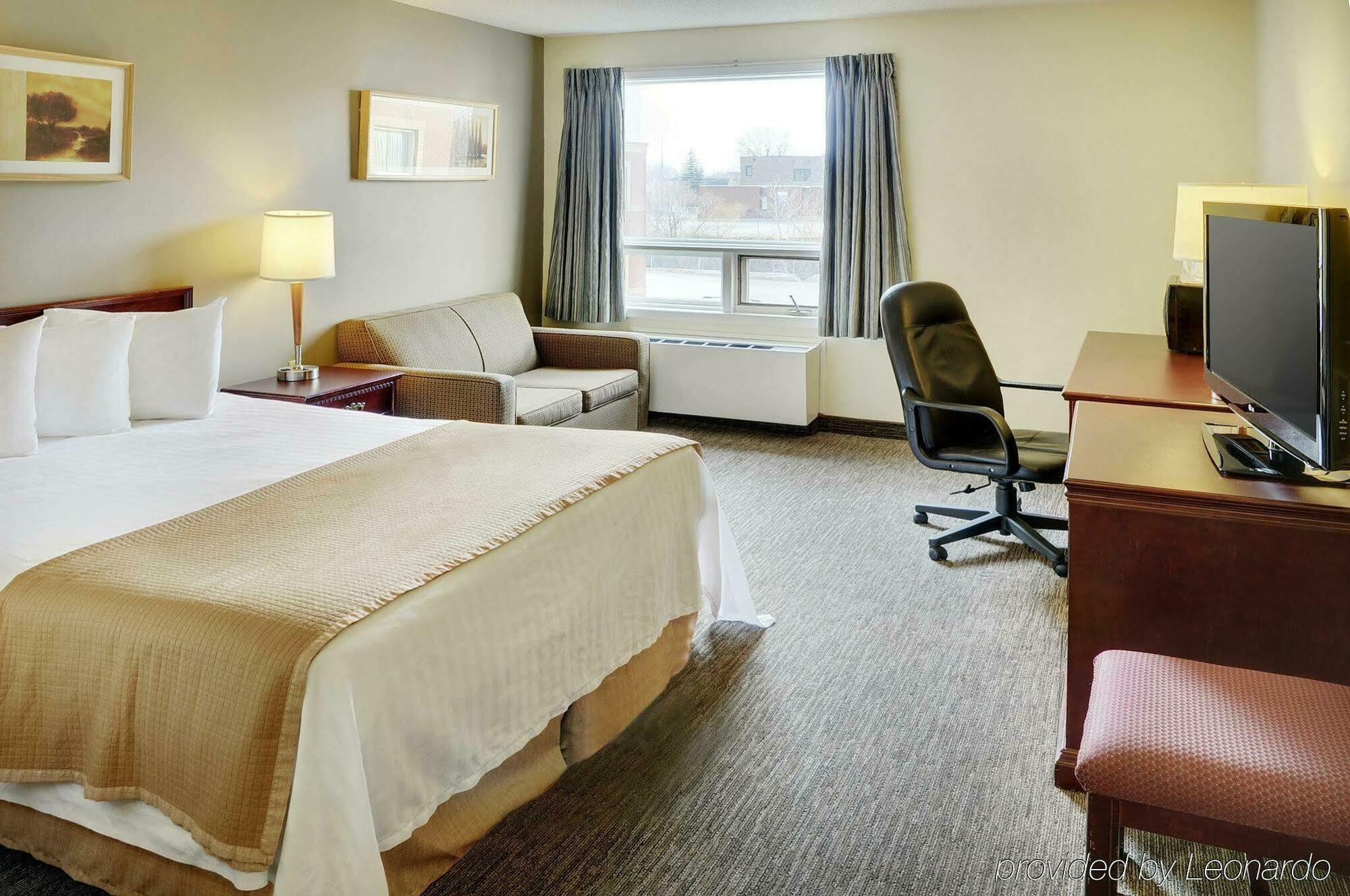 Travelodge Hotel By Wyndham סודברי מראה חיצוני תמונה